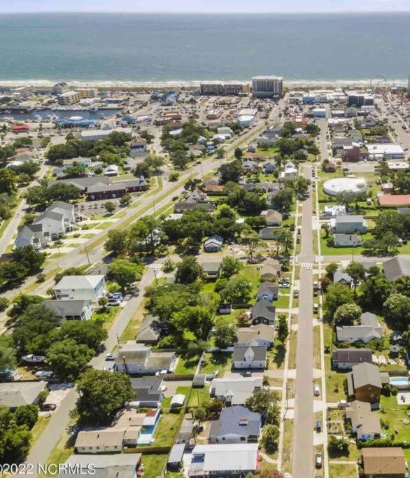 Beachfront-Boardwalk-Elevator-Pool-Free Parking For 2 Cars! Villa Carolina Beach Exterior photo